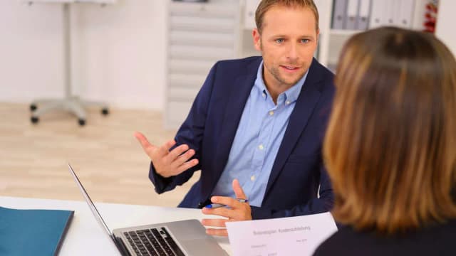 Czy windykacja może dzwonić do twojej pracy? Poznaj swoje prawa i skuteczną obronę Czy windykacja może dzwonić do twojej pracy? Poznaj swoje prawa i skuteczną obronę