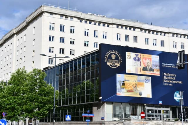 Gdzie znajduje się siedziba NBP? Szybka pomoc w odnalezieniu adresu centrali banku Gdzie znajduje się siedziba NBP? Szybka pomoc w odnalezieniu adresu centrali banku