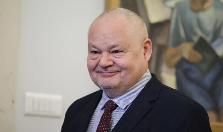 Szokujące zarobki prezesa NBP: Ile naprawdę dostaje szef banku centralnego? Szokujące zarobki prezesa NBP: Ile naprawdę dostaje szef banku centralnego?
